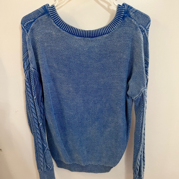 No Boundaries Blue V-Neck Cable Knit Sweater - Picture 4 of 4